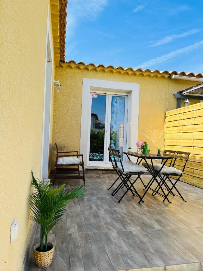 Un Coin Tropical En Provence ! LʼIsle-sur-la-Sorgue Exterior foto